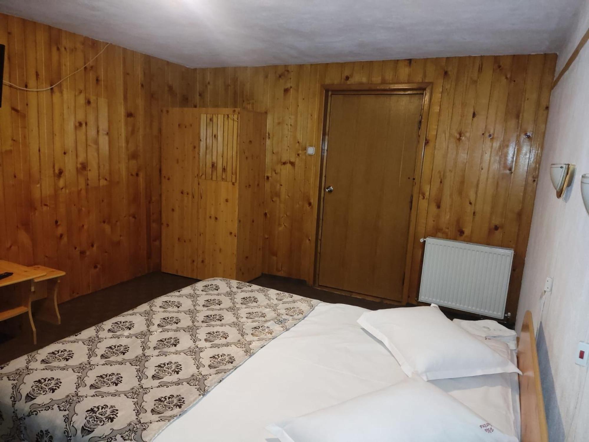 Pensiunea Sorina Casa Alba Моєчу-де-Сус Екстер'єр фото
